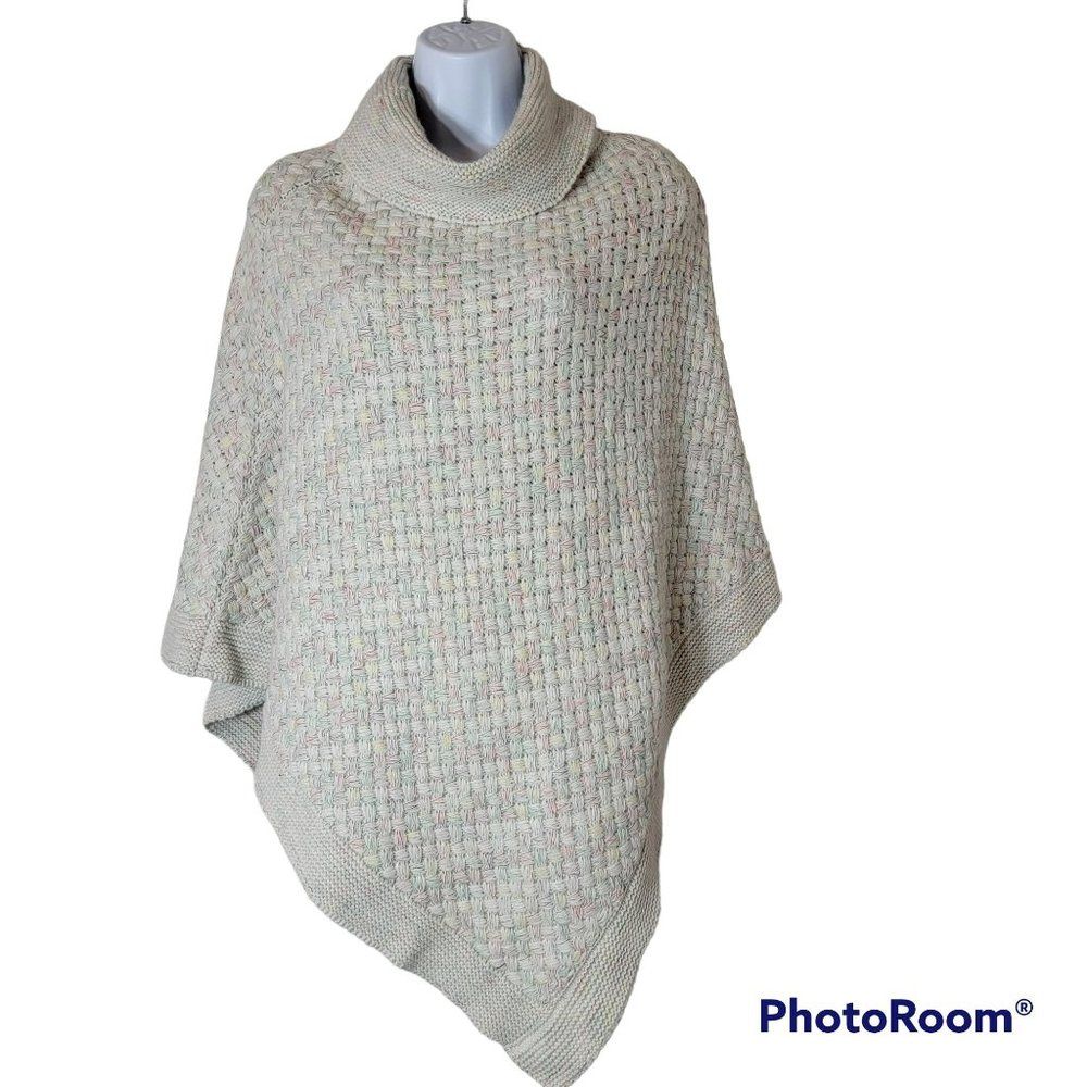 Steve Madden Women's Turtle Neck Sweater Poncho Cream/Pastel OneSize EUC